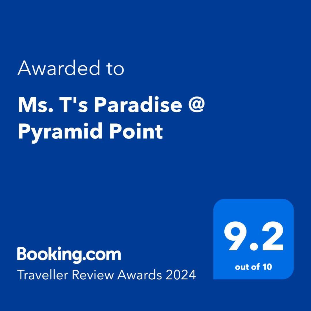 Ms. T'S Paradise @ Pyramid Point Ocho Rios Bagian luar foto